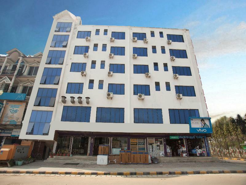 Oyo 343 Pop Life Hotel Kohalpur Bagian luar foto