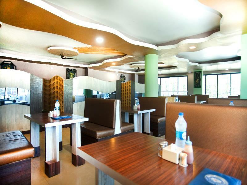 Oyo 343 Pop Life Hotel Kohalpur Bagian luar foto