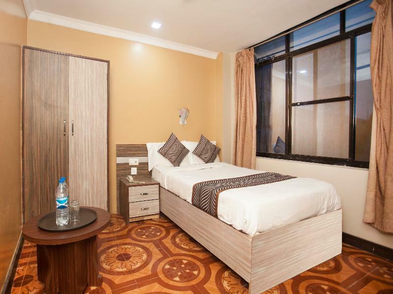 Oyo 343 Pop Life Hotel Kohalpur Bagian luar foto